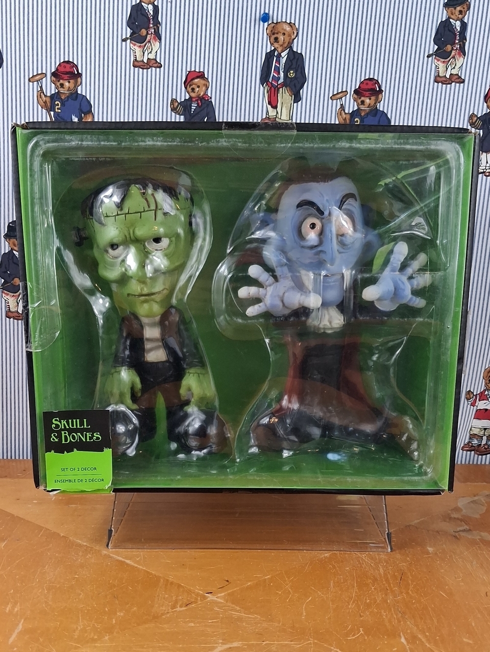 Skull & Bones Set Of 2 Halloween Decor Dracula & Frankinstein 8" Figure Statues